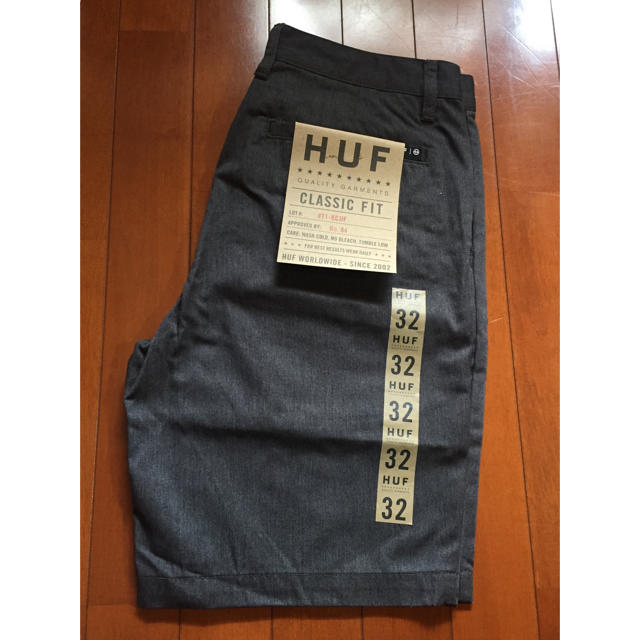 HUF - HUF ハーフパンツ 未使用品 よしこお様用の通販 by きさらぎ｜ハフならラクマ