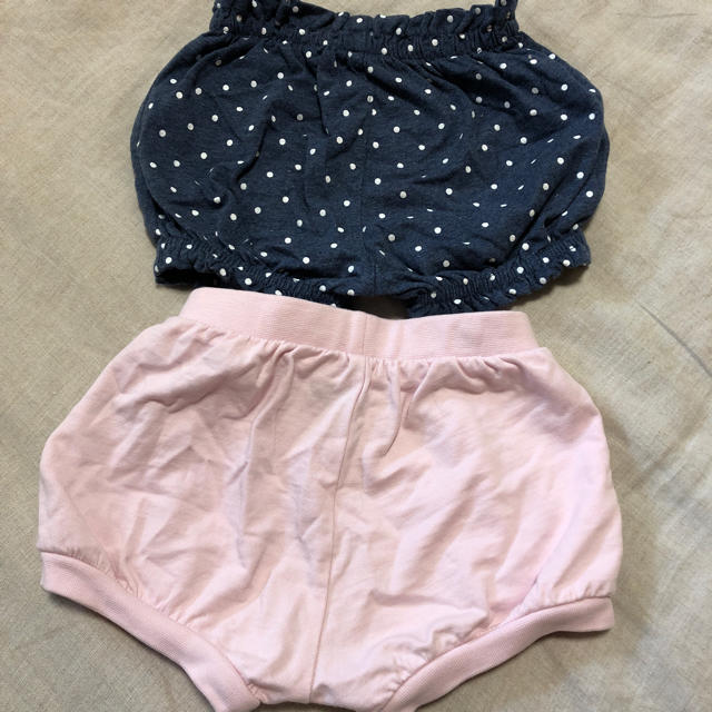 babyGAP(ベビーギャップ)のショートパンツ カボチャパンツ ブルマ 二枚セット 60 キッズ/ベビー/マタニティのベビー服(~85cm)(パンツ)の商品写真