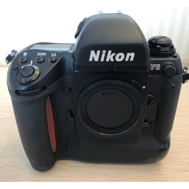 □□ ニコン nikon F5 ボディ フィルムカメラ □□ ニコン nikon F5 ボディ フィルムカメラ