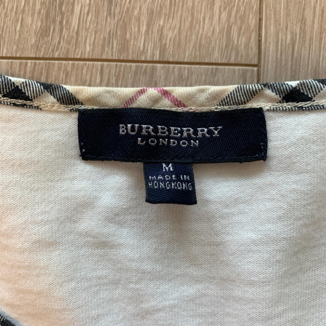 BURBERRY(バーバリー)のBurberry 白Ｔ レディースのトップス(Tシャツ(半袖/袖なし))の商品写真