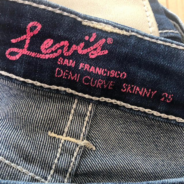 Levi's(リーバイス)のリーバイス デニム レディースのパンツ(デニム/ジーンズ)の商品写真