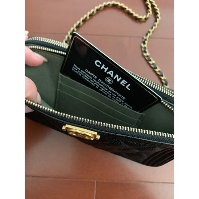 CHANEL(シャネル)のシャネル チェーンウォレット 2way 財布 キャビアスキン ボーイシャネル レディースのファッション小物(財布)の商品写真