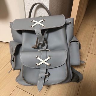 ザラ(ZARA)のgrafea レザーリュック グレー(リュック/バックパック)