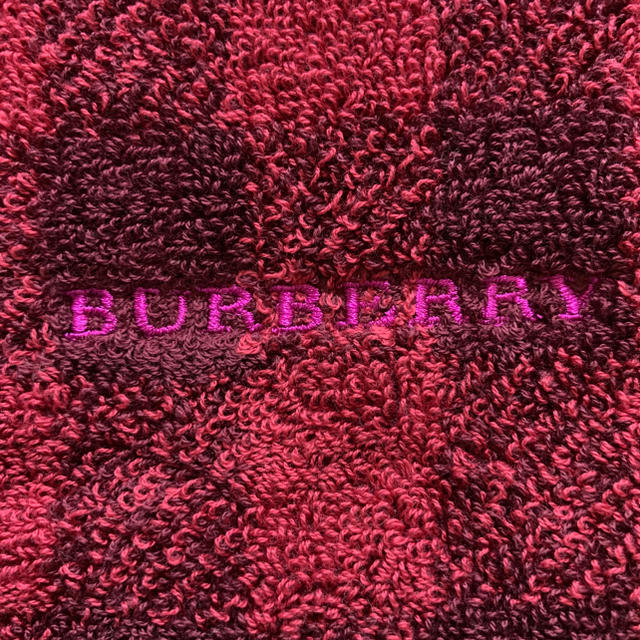 BURBERRY(バーバリー)のBURBERRY バーバリー ウォッシュタオル タオルハンカチ インテリア/住まい/日用品の日用品/生活雑貨/旅行(タオル/バス用品)の商品写真