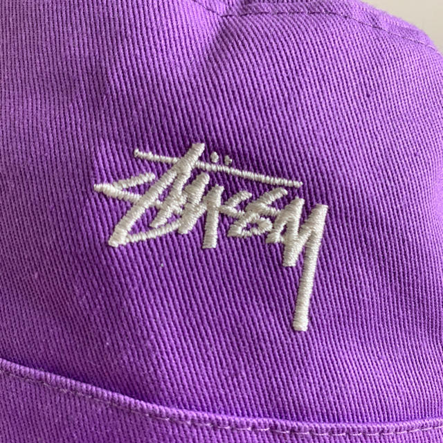 STUSSY(ステューシー)のstussy バケットハット  レディースの帽子(ハット)の商品写真