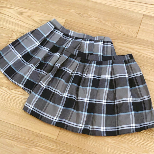 破格！お買い得 制服 チェックスカート 2着セット おまけ付き！ レディースのスカート(ミニスカート)の商品写真