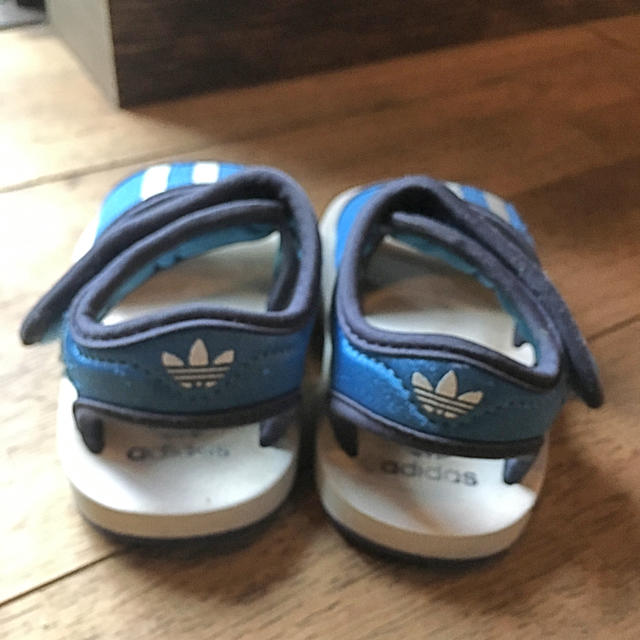 adidas(アディダス)のアディダス サンダル 14cm キッズ/ベビー/マタニティのベビー靴/シューズ(~14cm)(サンダル)の商品写真