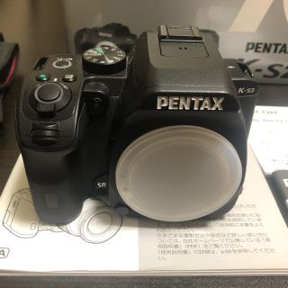 ペンタックス(PENTAX)のPENTAX  K-S2  ブラック ダブルズームキット(デジタル一眼)