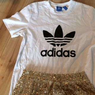 アディダス(adidas)のadidasホワイトT(Tシャツ(半袖/袖なし))