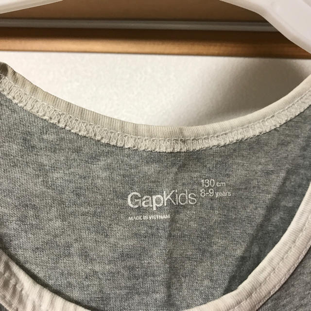 GAP(ギャップ)のGAPタンクトップ3着！サイズ130 キッズ/ベビー/マタニティのキッズ服男の子用(90cm~)(Tシャツ/カットソー)の商品写真