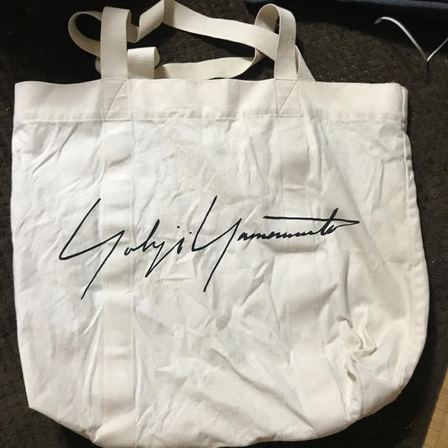 Yohji Yamamoto(ヨウジヤマモト)のYohji Yamamoto ヨウジヤマモト青山店限定 ノベルティ トートバッグ メンズのバッグ(トートバッグ)の商品写真