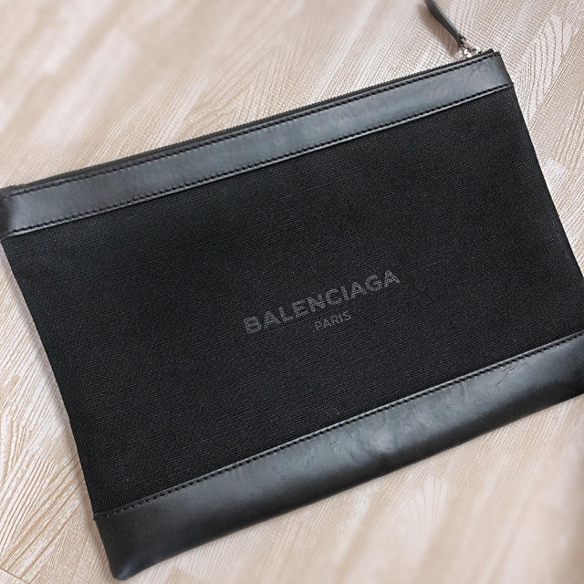 本日限定値下げ✩BALENCIAGA クラッチバッグ-eastgate.mk