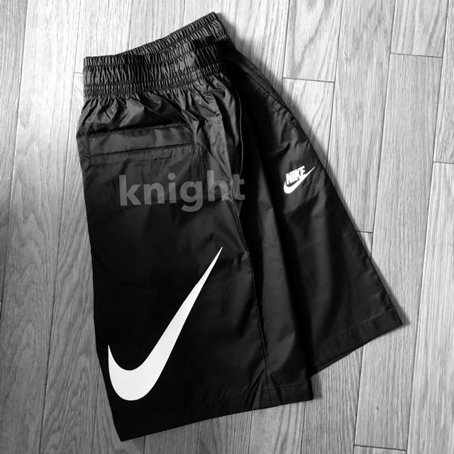 NIKE(ナイキ)の2019年新作モデル✨男女兼用✨BIG SWOOSH ナイロンパンツ メンズのパンツ(その他)の商品写真