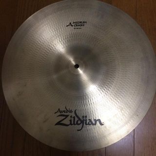 A Zildjian Mediam Crash(シンバル)