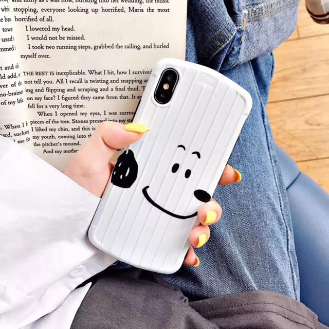 SNOOPY(スヌーピー)のスヌーピー ♡ iphoneケース 7/8 スーツケース ツヤ シンプル スマホ/家電/カメラのスマホアクセサリー(iPhoneケース)の商品写真