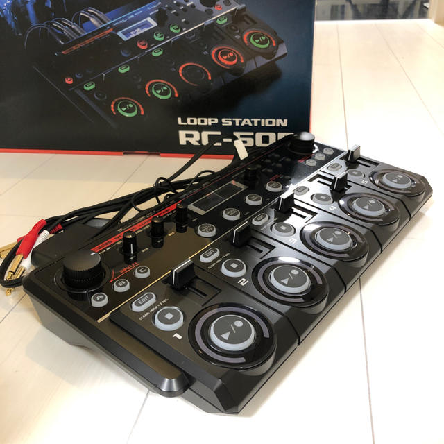 BOSS(ボス)の[保証書&電源アダプター] BOSS Loop Station RC-505 楽器のレコーディング/PA機器(エフェクター)の商品写真