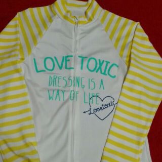 ラブトキシック(lovetoxic)のLove toxic ラッシュガード　170cm(水着)