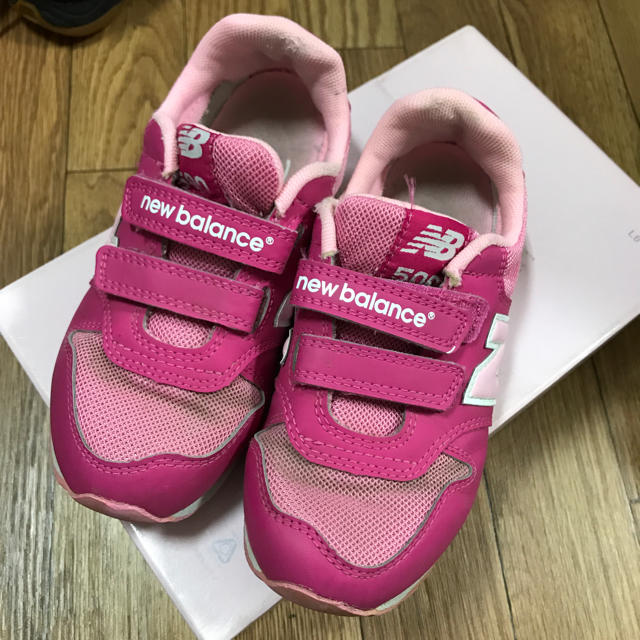 New Balance(ニューバランス)のめーめー様専用 ニューバランス  500 スニーカー 19.5cm キッズ/ベビー/マタニティのキッズ靴/シューズ(15cm~)(スニーカー)の商品写真