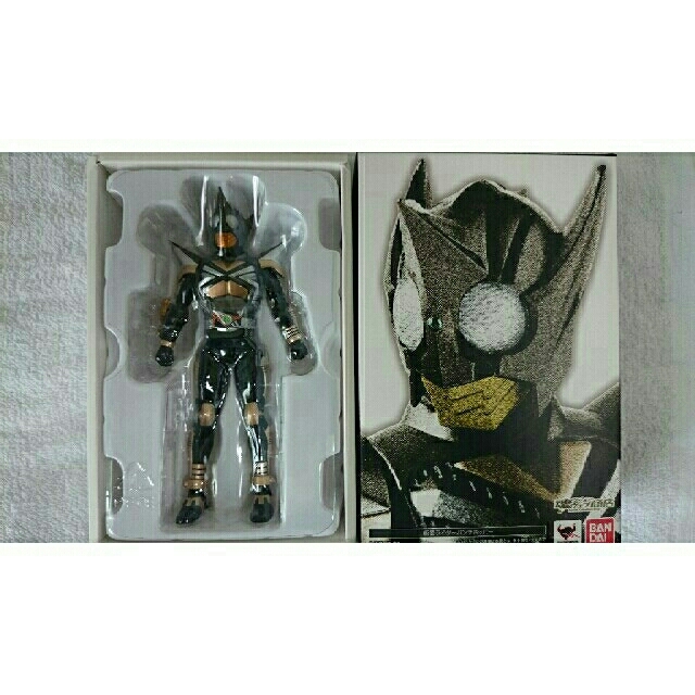 真骨彫製法 仮面ライダー パンチホッパー