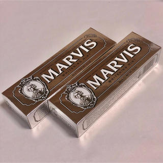 マービス(MARVIS)の新品 マービス  歯磨き粉 85ml ホワイトニングミント (歯磨き粉)