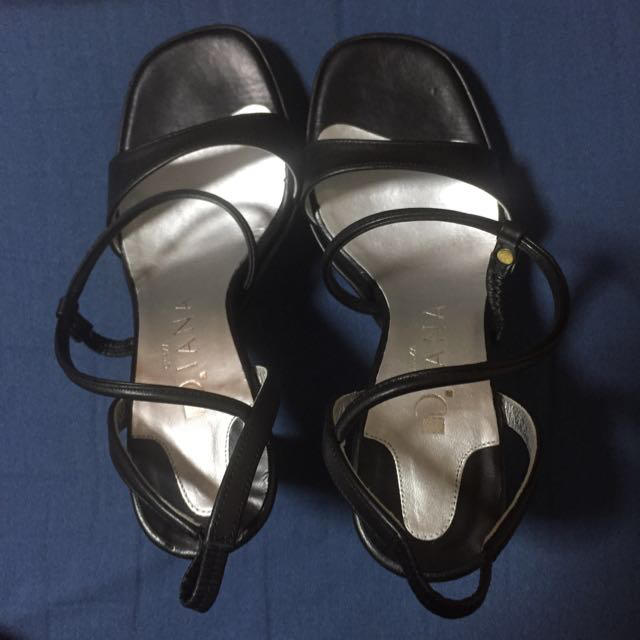 DIANA(ダイアナ)のダイアナサンダル 21.5 試し履きのみ レディースの靴/シューズ(サンダル)の商品写真