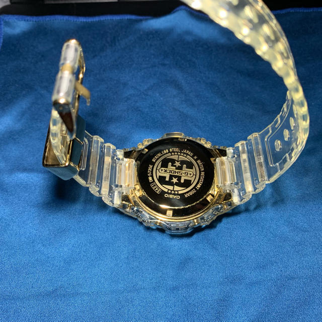 G-SHOCK(ジーショック)のG-SHOCK グレイシアゴールド DW-5735E 美中古 スケルトン  メンズの時計(腕時計(デジタル))の商品写真