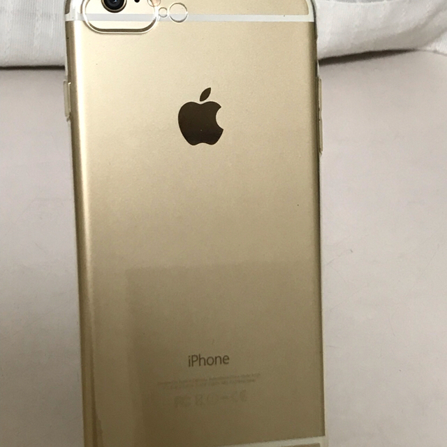 Apple(アップル)のiPhone 6 Plus Gold 16 GB Softbank スマホ/家電/カメラのスマートフォン/携帯電話(スマートフォン本体)の商品写真