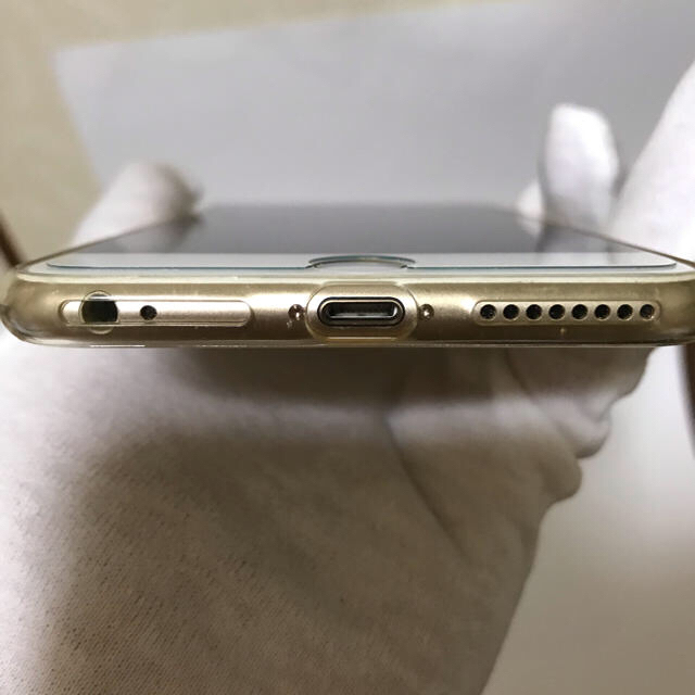 Apple(アップル)のiPhone 6 Plus Gold 16 GB Softbank スマホ/家電/カメラのスマートフォン/携帯電話(スマートフォン本体)の商品写真