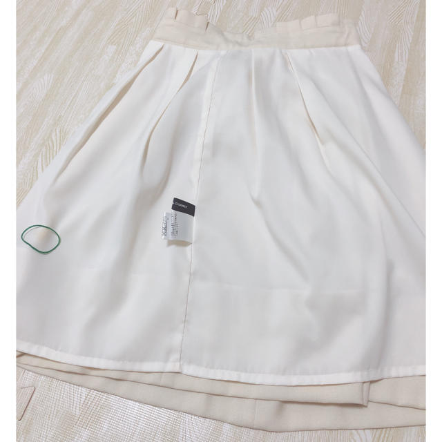 QUEENS COURT(クイーンズコート)のQUEENS COURT  スカートサイズ1 レディースのスカート(ひざ丈スカート)の商品写真
