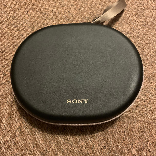 SONY(ソニー)のWH-1000XM2　SONY 極美品 スマホ/家電/カメラのオーディオ機器(ヘッドフォン/イヤフォン)の商品写真