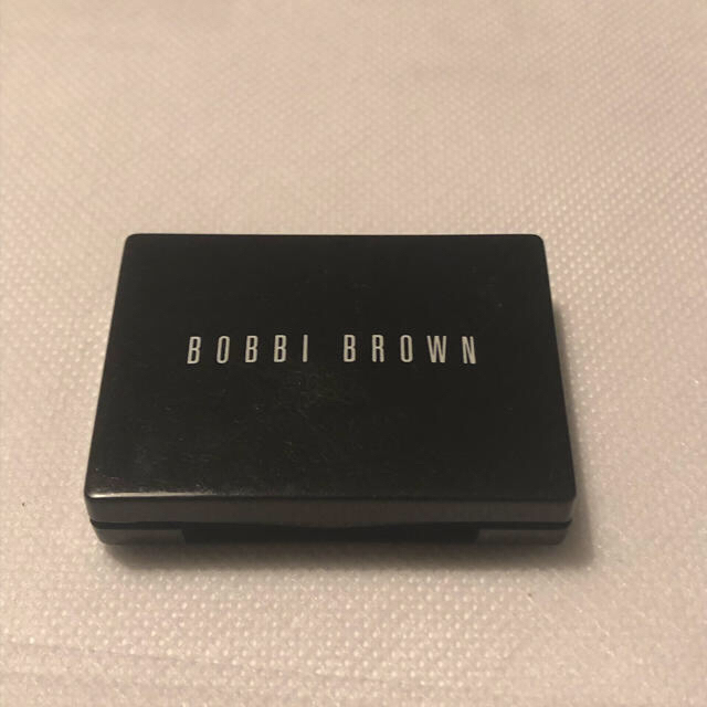 BOBBI BROWN(ボビイブラウン)のボビィブラウン  パウダーファンデーション コスメ/美容のベースメイク/化粧品(ファンデーション)の商品写真