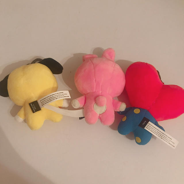 防弾少年団(BTS)(ボウダンショウネンダン)の防弾少年団 BT21 chimmy  キーホルダー エンタメ/ホビーのタレントグッズ(アイドルグッズ)の商品写真