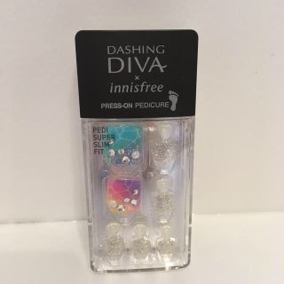 公式HP売切！DASHING DIVA サンセットビーチ F03 コスメ/美容のネイル(つけ爪/ネイルチップ)の商品写真