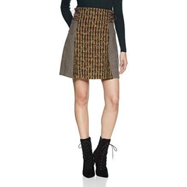 Lily Brown(リリーブラウン)のサイドレースアップ台形スカート レディースのスカート(ミニスカート)の商品写真