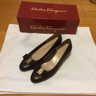 サルヴァトーレフェラガモ(Salvatore Ferragamo)のフェラガモ パンプス(ハイヒール/パンプス)