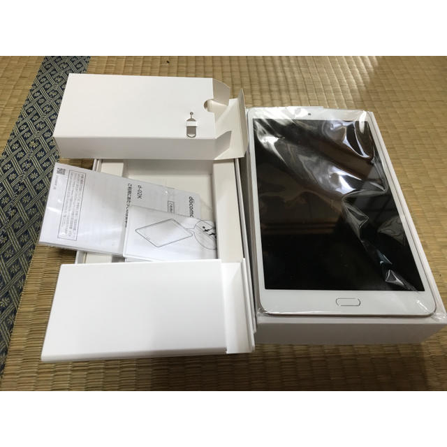 【日本限定モデル】 Docomo Dtab d-02k 判定◯ simロック解除済 タブレット 【日本限定モデル】 Docomo Dtab d-02k 判定◯ simロック解除済 タブレット