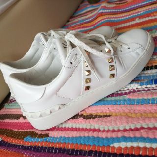 ヴァレンティノ(VALENTINO)の美品  正規品  size37 バレンティノ スニーカー(スニーカー)