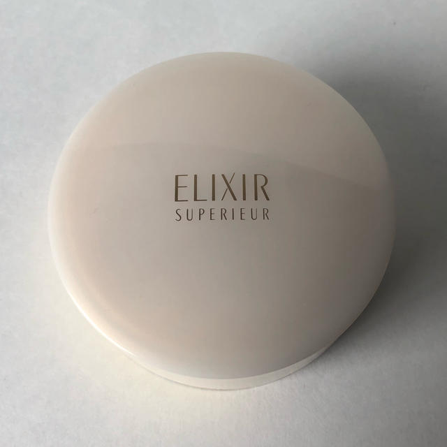 ELIXIR(エリクシール)の資生堂 エリクシール シュペリエル ルースパウダー コスメ/美容のベースメイク/化粧品(フェイスパウダー)の商品写真