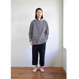 COMOLI ボーダー ボートネック NIOR/ECRO M01-05004 | angeloawards.com