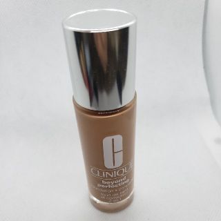 クリニーク(CLINIQUE)の値下げ！美品✩*クリニークファンデーション(ファンデーション)