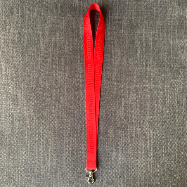 supreme Nylon  Lanyard レッド　ランヤード