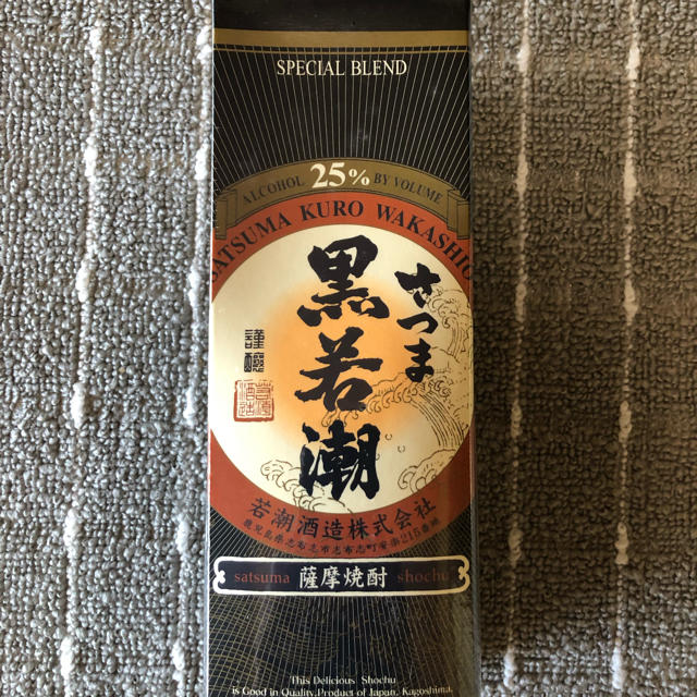 芋焼酎さつま黒若潮２５゜パック  1.8l(1800ml) ×6本  食品/飲料/酒の酒(焼酎)の商品写真