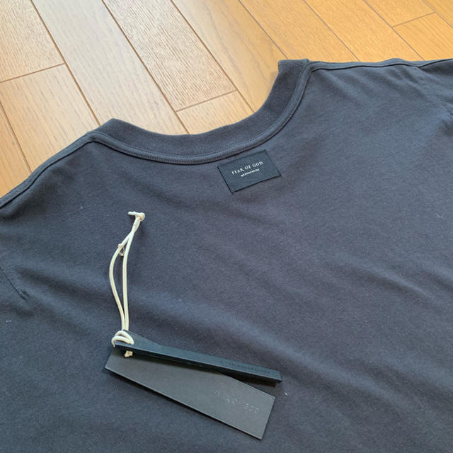 トップスfear of god 5th in side out tee XL