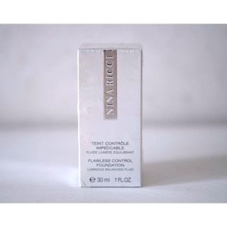 NINA RICCI(化粧下地)のフリマアイテム一覧 NINA RICCI(化粧下地)のフリマアイテム一覧