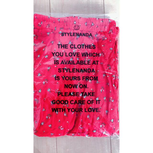 STYLENANDA(スタイルナンダ)のSTYLE NANDA 2019SS小花マキシスカート レディースのスカート(ロングスカート)の商品写真