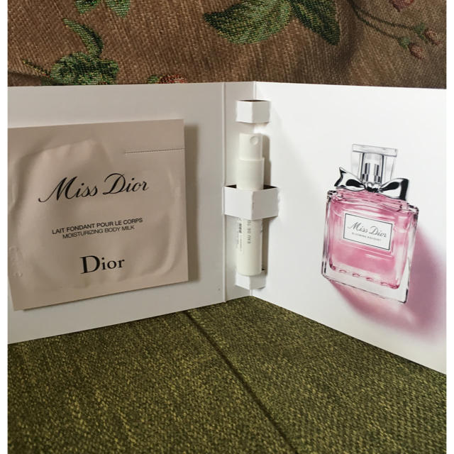 Christian Dior(クリスチャンディオール)の♡ミスディオール ブルーミングブーケ 1ml♡ コスメ/美容の香水(香水(女性用))の商品写真