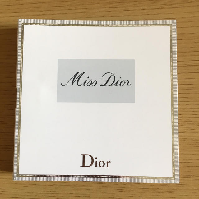 Christian Dior(クリスチャンディオール)の♡ミスディオール ブルーミングブーケ 1ml♡ コスメ/美容の香水(香水(女性用))の商品写真
