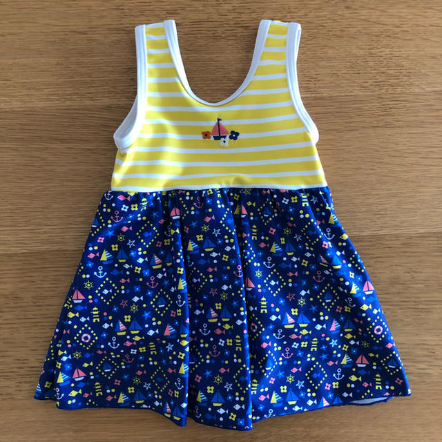 familiar(ファミリア)の【ご専用】familiar 水着 サイズ90 キッズ/ベビー/マタニティのキッズ服女の子用(90cm~)(水着)の商品写真