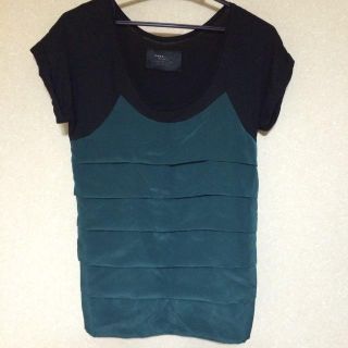 ザラ(ZARA)のZARA トップス(カットソー(半袖/袖なし))