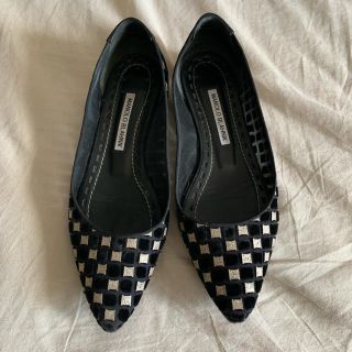 マノロブラニク(MANOLO BLAHNIK)のManolo Blahnik フラットパンプス(ハイヒール/パンプス)